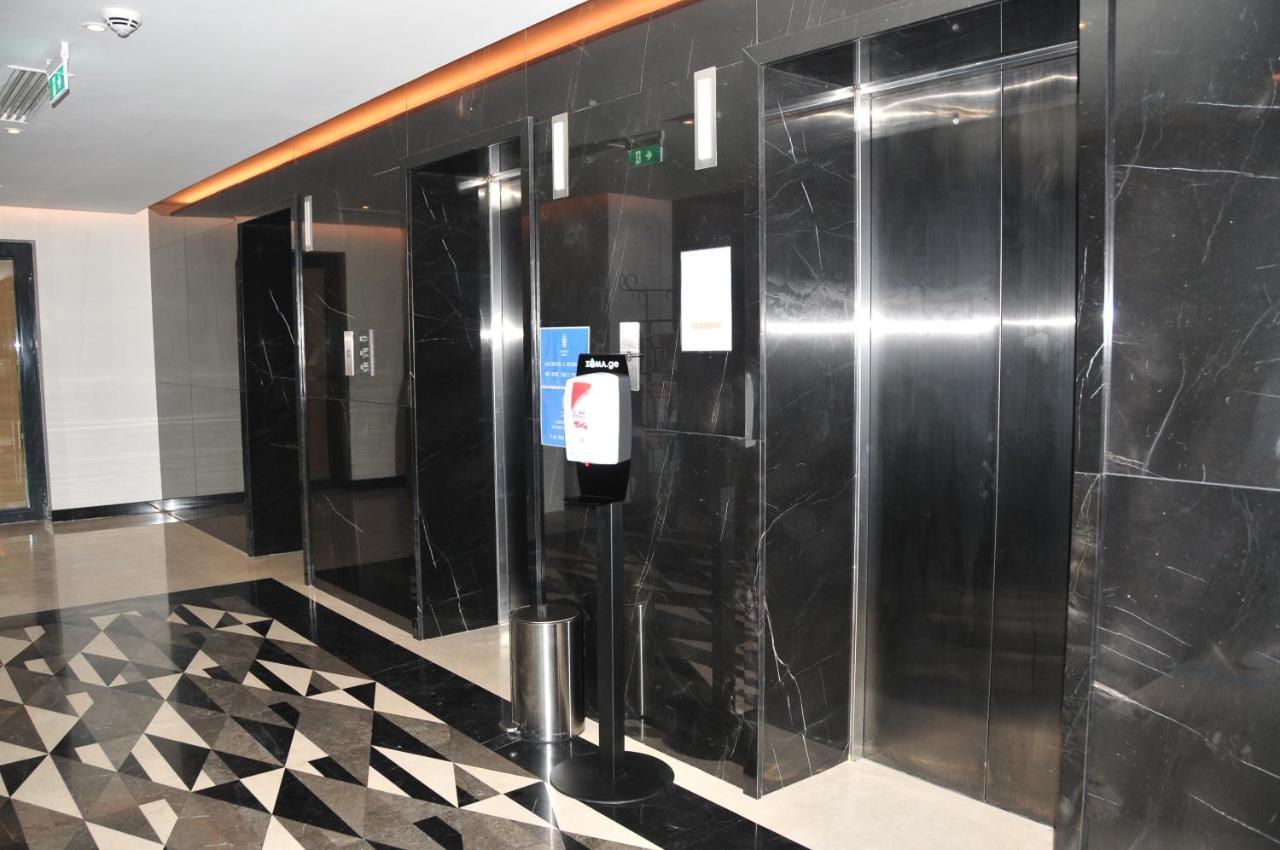 Sea View Apartment Near To The Dancing And Music Fountains Batumi Exterior foto