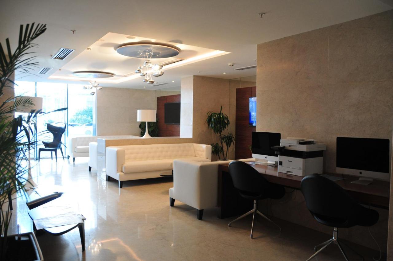 Sea View Apartment Near To The Dancing And Music Fountains Batumi Exterior foto